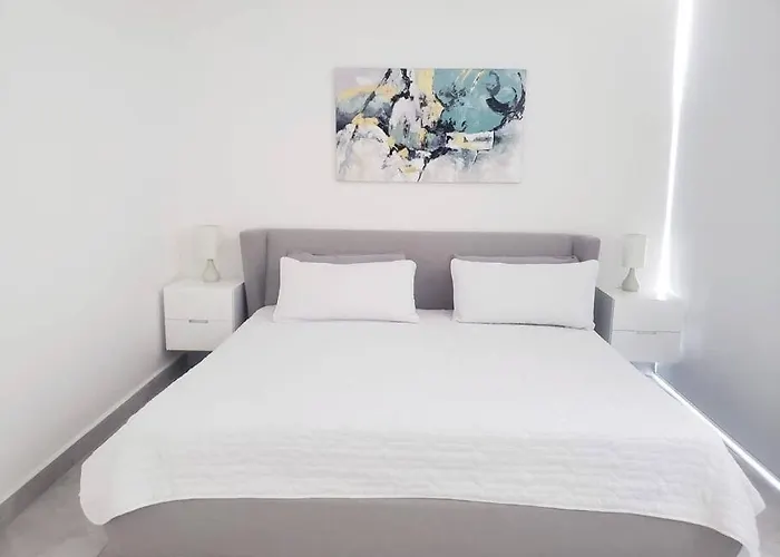 Casa Downtown Villa *